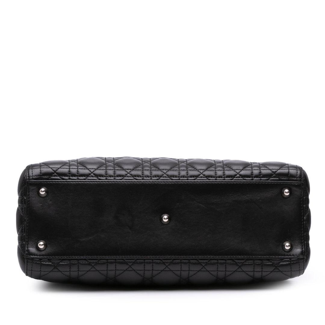 Dior Large Cuir d’agneau Cannage Lady Dior