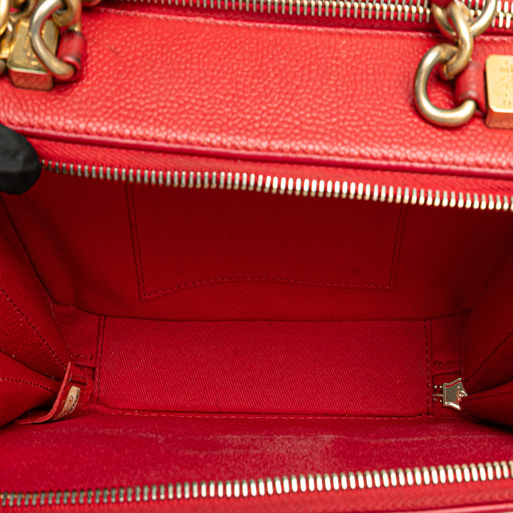 Small Quilted Caviar Top Handle Camera Bag Red - Gaby Paris