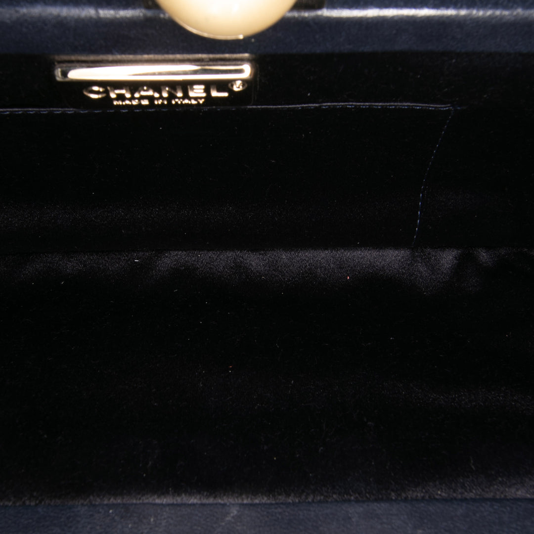 Chanel CC Quilted Cuir d’agneau Pearl Pochette Noir – GABY PARIS Authentique