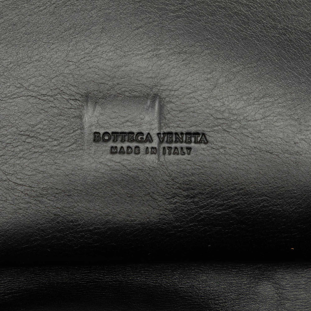 Bottega Veneta Pochette Intrecciato à finitions nappa Noir – vue 5 – GABY PARIS