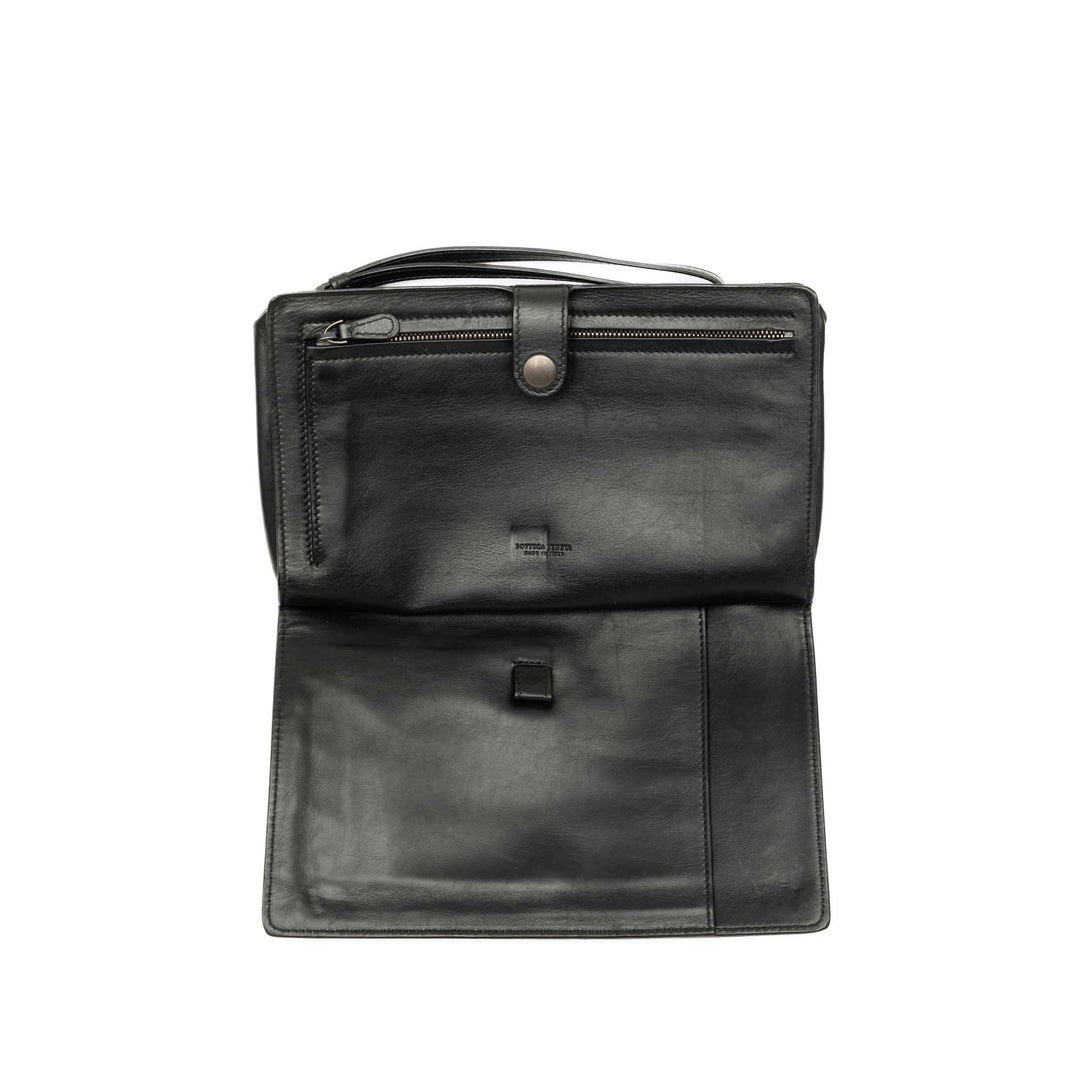 Bottega Veneta Pochette Intrecciato à finitions nappa Noir – vue 7 – GABY PARIS