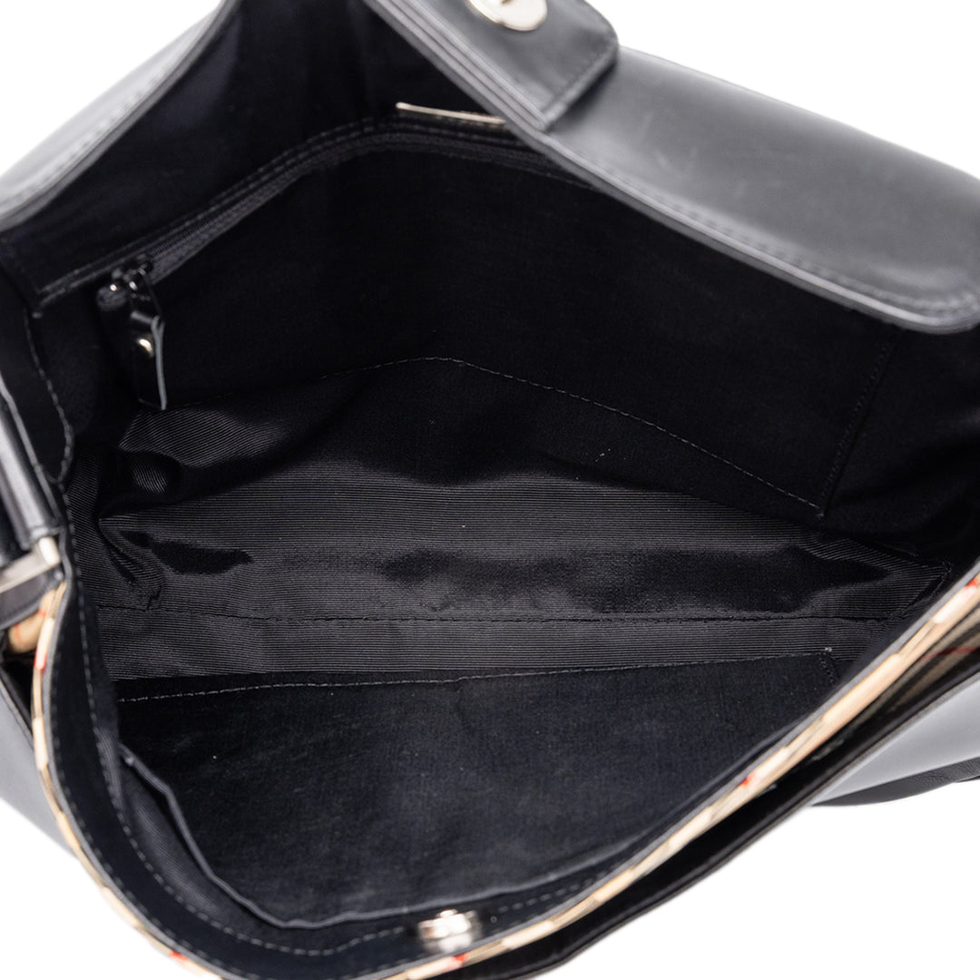 Burberry Sac porté épaule Nova Check à finitions Noir – vue 4 – GABY PARIS
