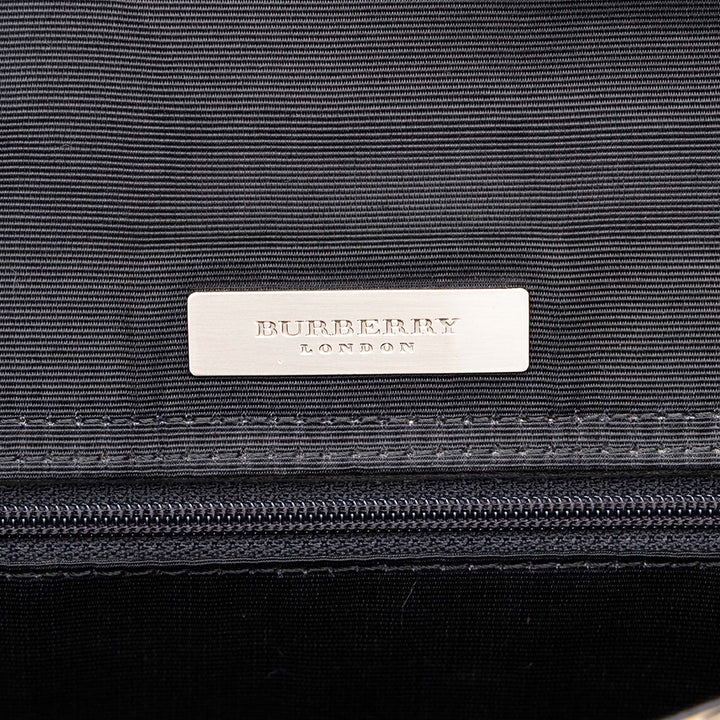Burberry Sac porté épaule Nova Check à finitions Noir – vue 5 – GABY PARIS