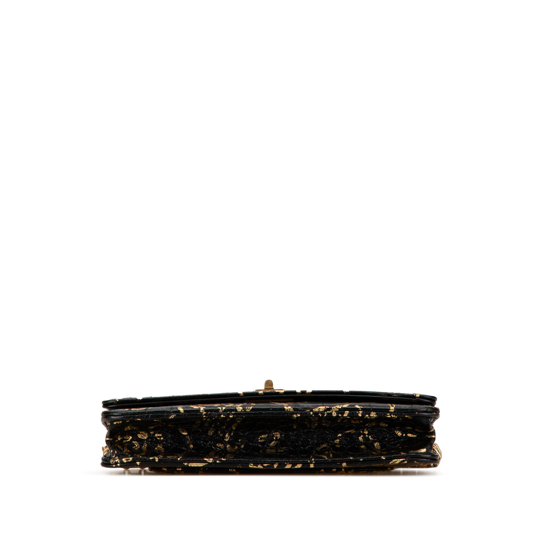 Calfskin Crocodile Embossed Graffiti 2.55 Cocodile Reissue Wallet On Chain Black - Gaby Paris