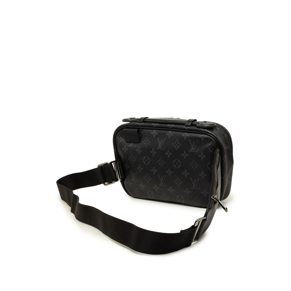 Louis Vuitton Sac banane Explorer Bumbag Monogram Eclipse Noir – vue 2 – GABY PARIS