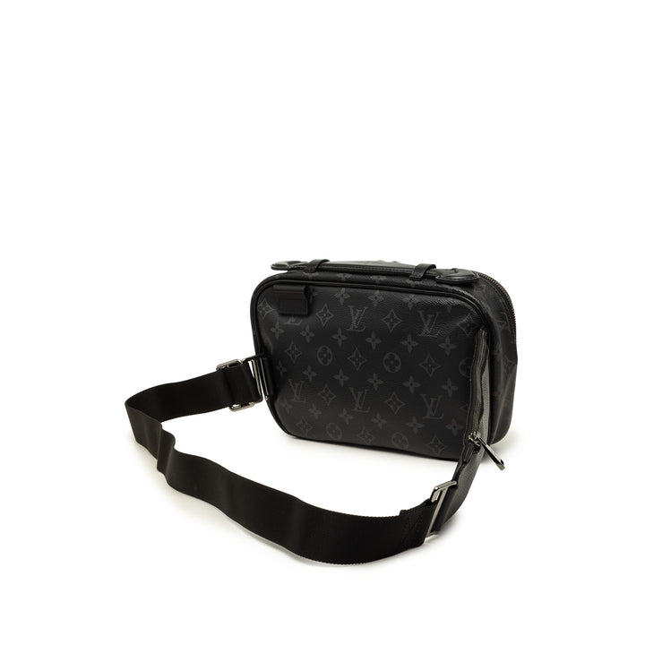 Louis Vuitton Sac banane Explorer Bumbag Monogram Eclipse Noir – vue 2 – GABY PARIS
