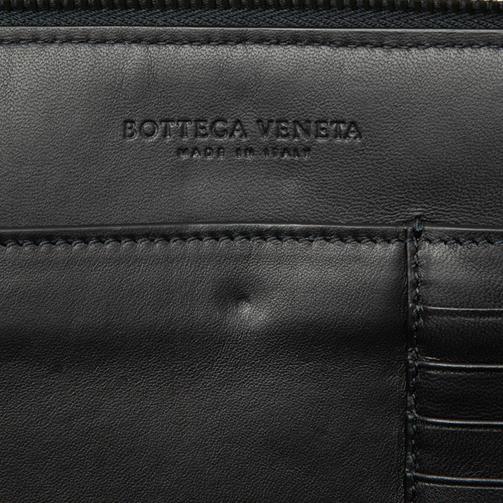Bottega Veneta Pochette Intrecciato Polka Dot Document Wristlet nappa Bleu – vue 5 – GABY PARIS