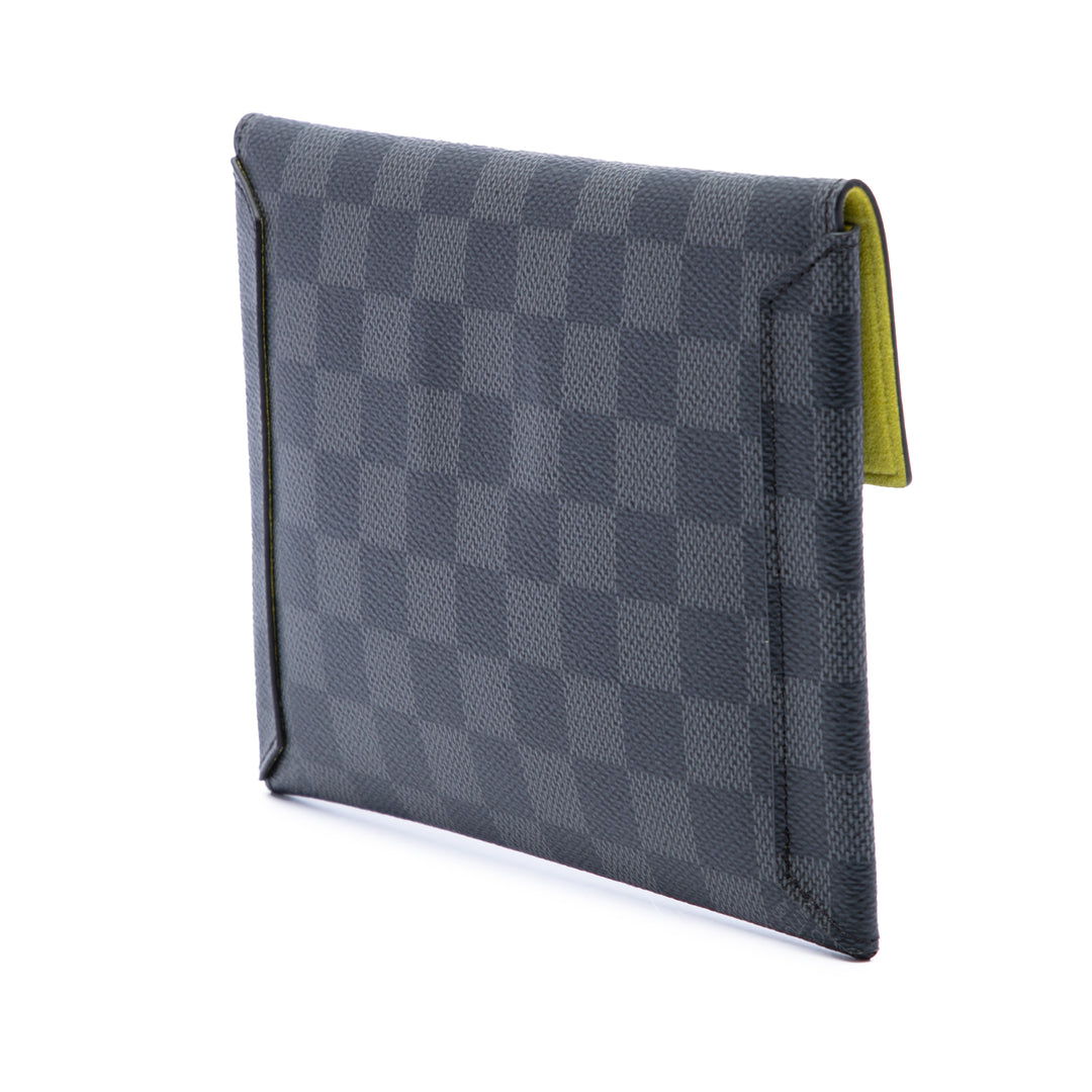 Alpha Pochette MM Damier Graphite Noir