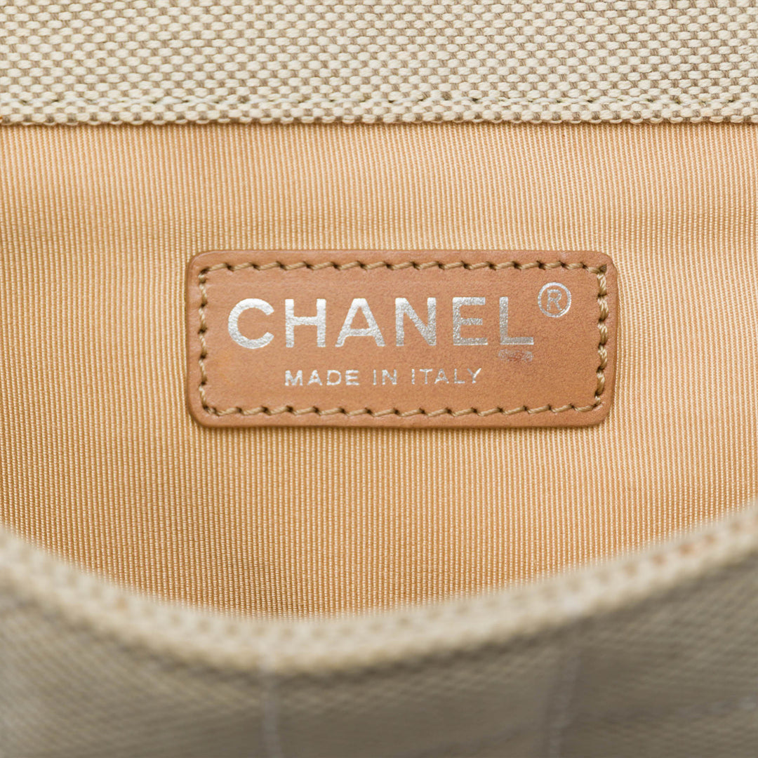CC Chocolate Bar Camellia No. 5 Cabas Beige