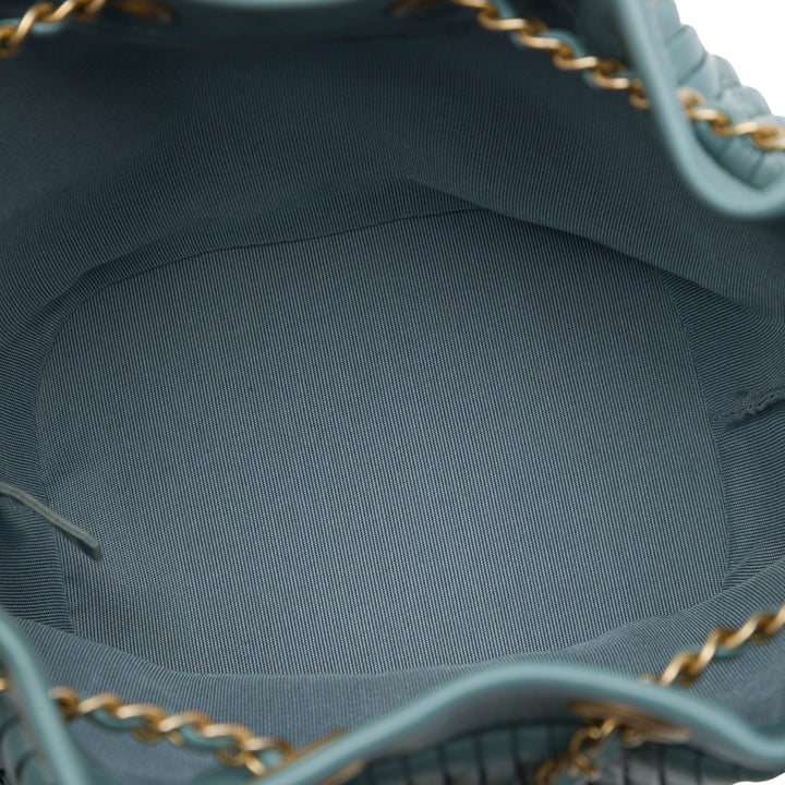 Froissé Coco Pleats Sac à cordon seau Petit Cuir de veau Bleu