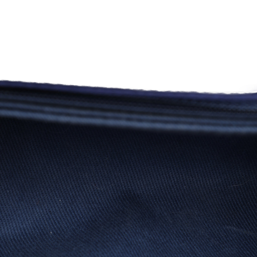 Chanel Matelassé Incognito Coco sac à Extra Mini Cuir caviar