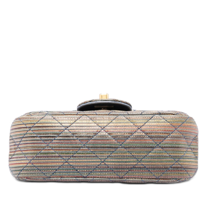 Chanel Paris Seoul Mini Metallic Cuir d’agneau Striped à rabat