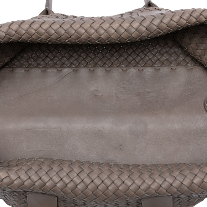 Bottega Veneta Large Cuir d’agneau Intreccio Cabat Cabas