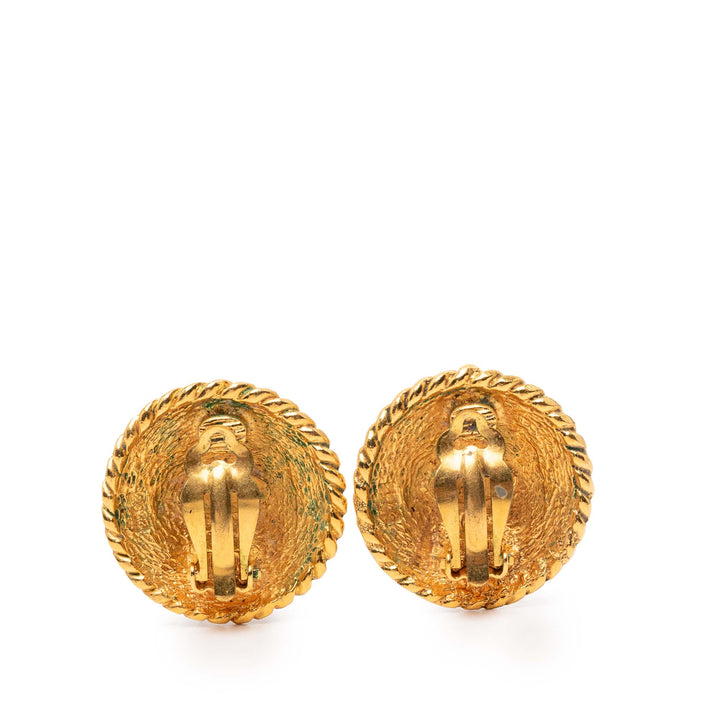 Chanel plaqué CC Rond Clip on Boucles d’oreilles