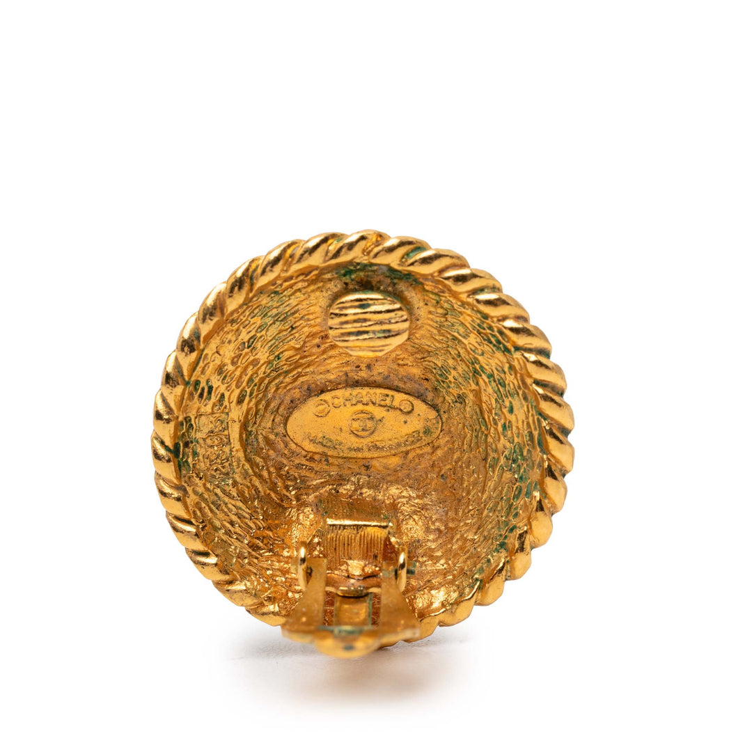 Chanel plaqué CC Rond Clip on Boucles d’oreilles