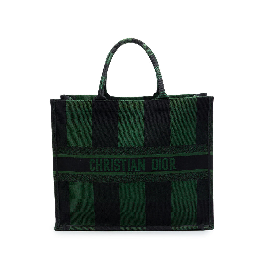 Dior Book Tote brodé Checkered Grand Vert – vue principale – GABY PARIS