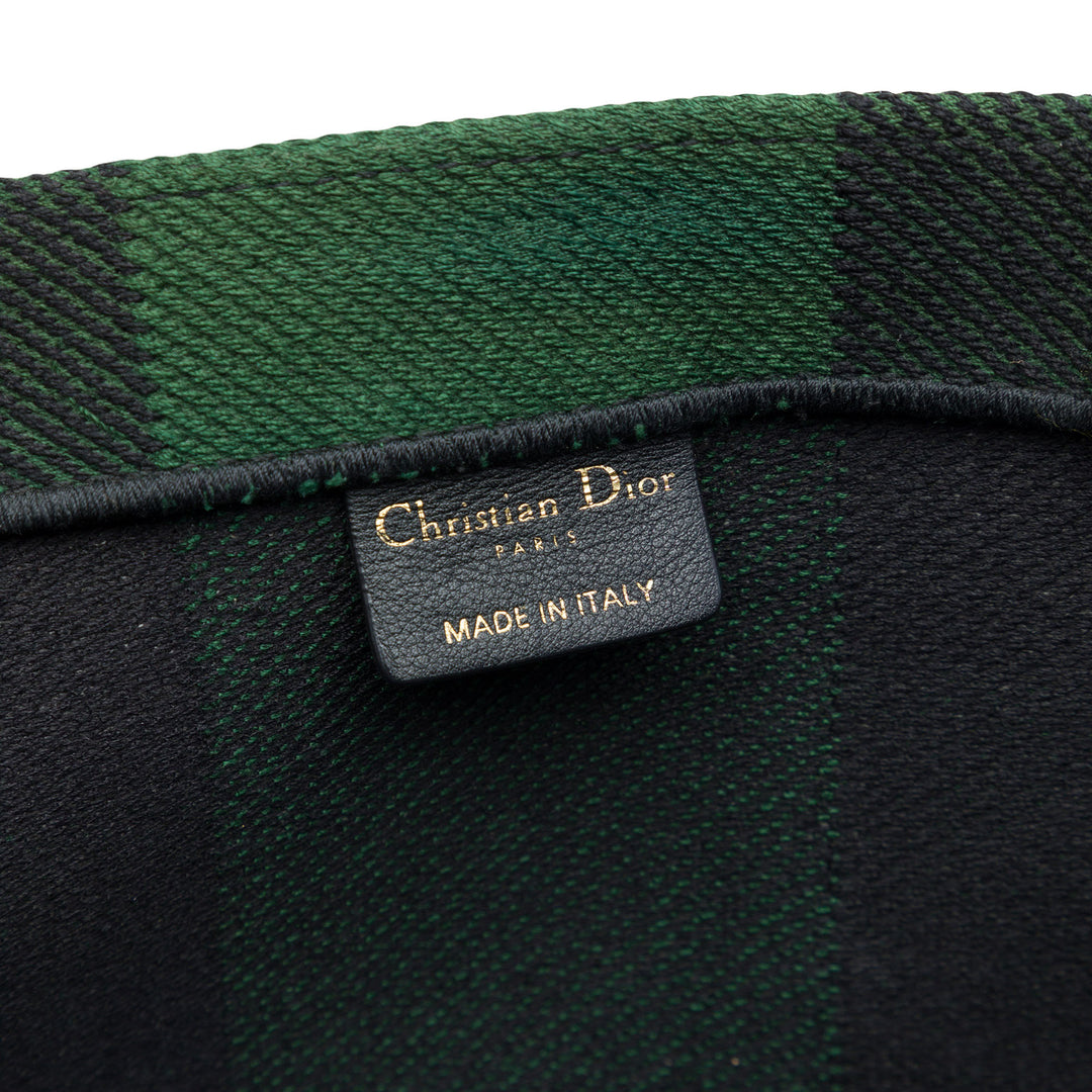 Dior Book Tote brodé Checkered Grand Vert – vue 5 – GABY PARIS