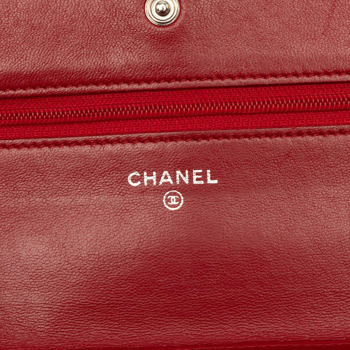 Chanel CC embossé Camellia Wallet on Chain Cuir d'agneau Rouge – vue 5 – GABY PARIS