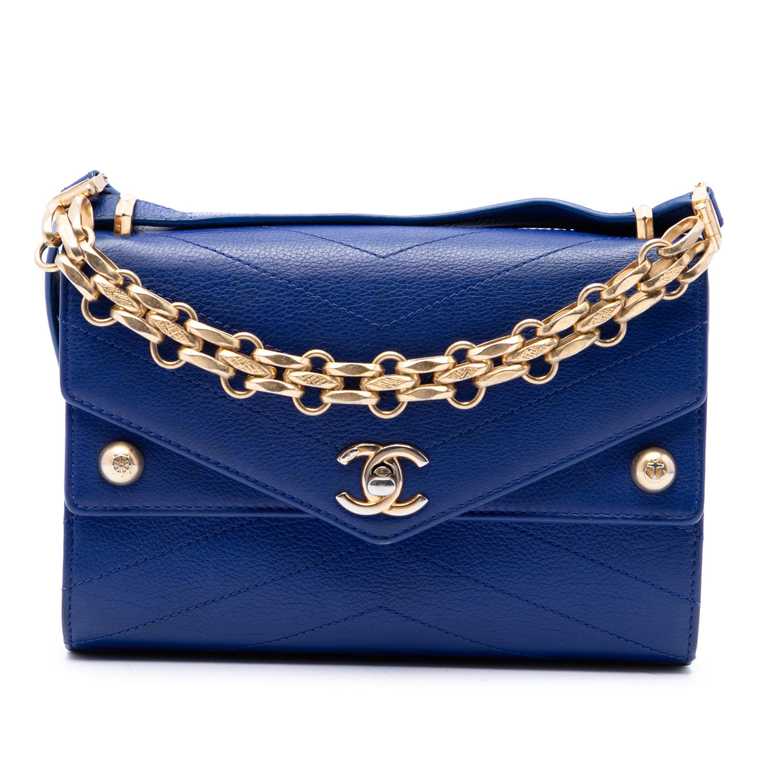 Chanel clouté Chevron Enveloppe Double rabat Petit Cuir de veau Bleu – vue principale – GABY PARIS