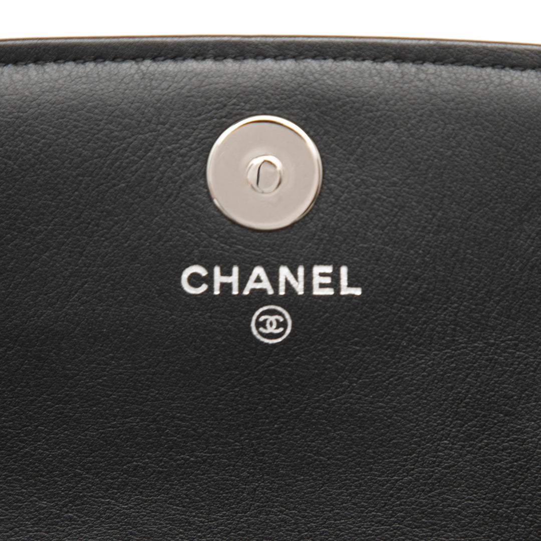 Chanel CC Cuir verni Compact Wallet on Chain