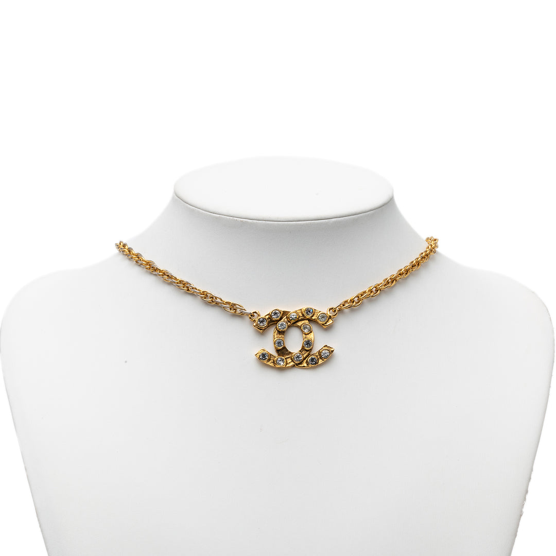 Chanel CC plaqué Strass Pendant Collier Métal