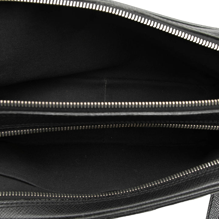 Louis Vuitton Taiga Neo Pavel