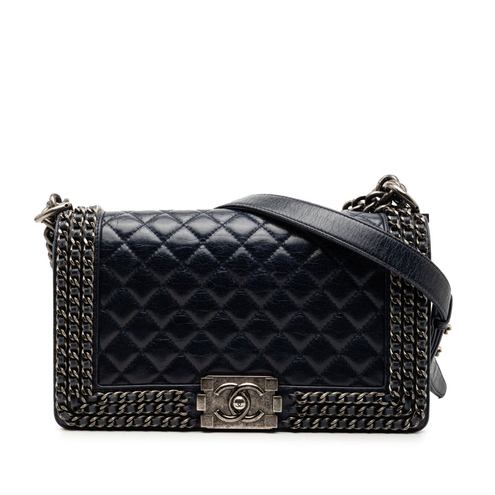 Chanel Old Medium Matelassé Glazed Cuir de veau Sac rond à chaîne Boy à rabat