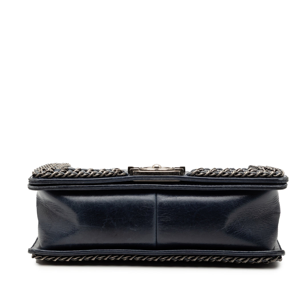 Chanel Old Medium Matelassé Glazed Cuir de veau Sac rond à chaîne Boy à rabat