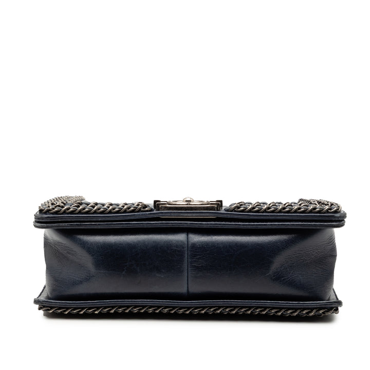 Chanel Old Medium Matelassé Glazed Cuir de veau Sac rond à chaîne Boy à rabat