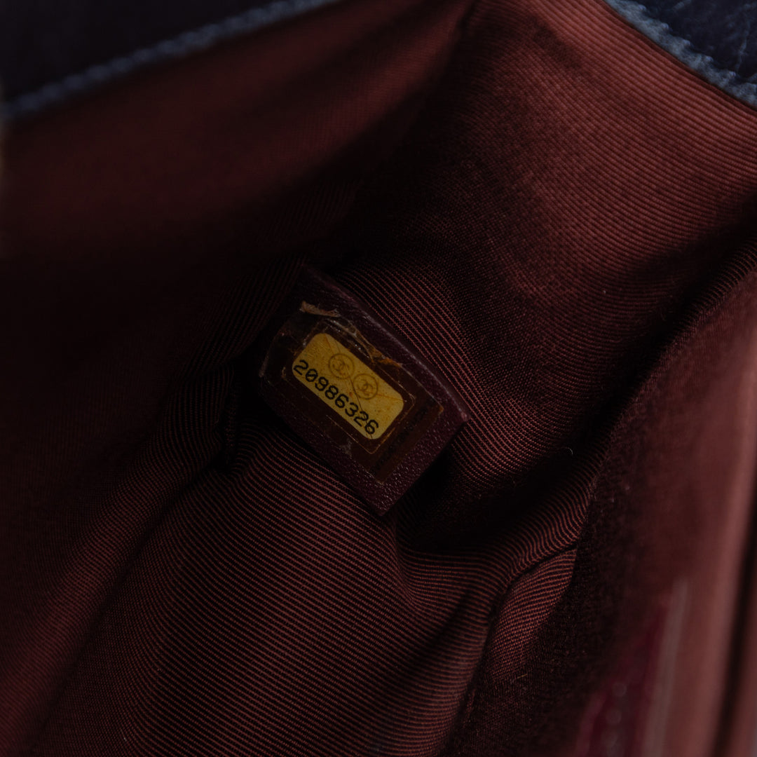 Chanel Old Medium Matelassé Glazed Cuir de veau Sac rond à chaîne Boy à rabat