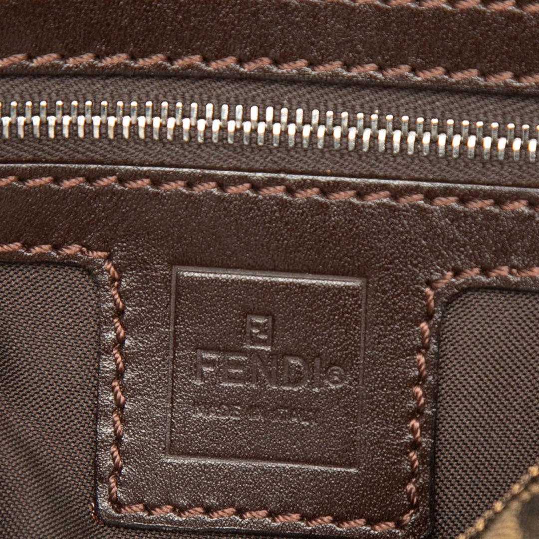 Fendi Zucca Baguette Marron – vue 5 – GABY PARIS