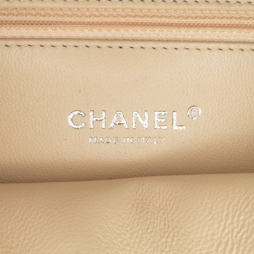 Chanel Tweed Beauty Lock Flap Bag Vert – GABY PARIS Authentique