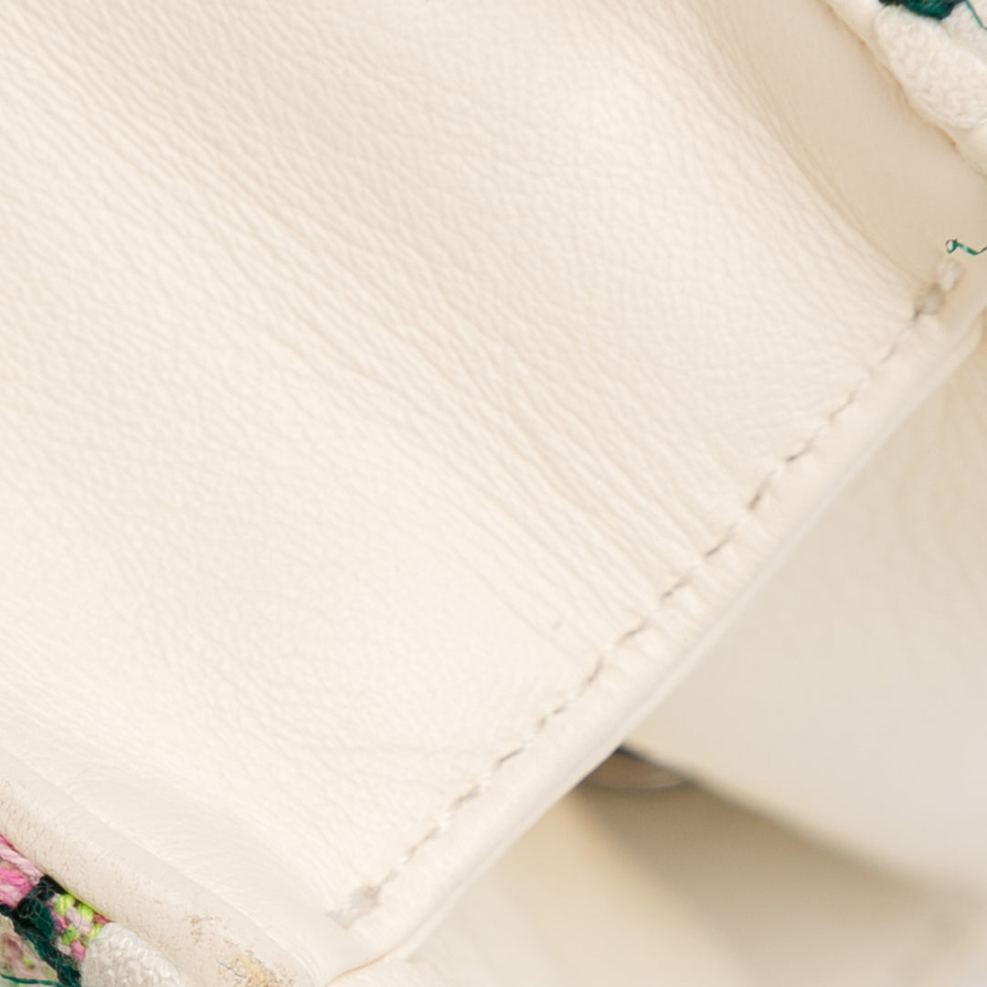 Chanel Tweed Beauty Lock Flap Bag Vert – GABY PARIS Authentique