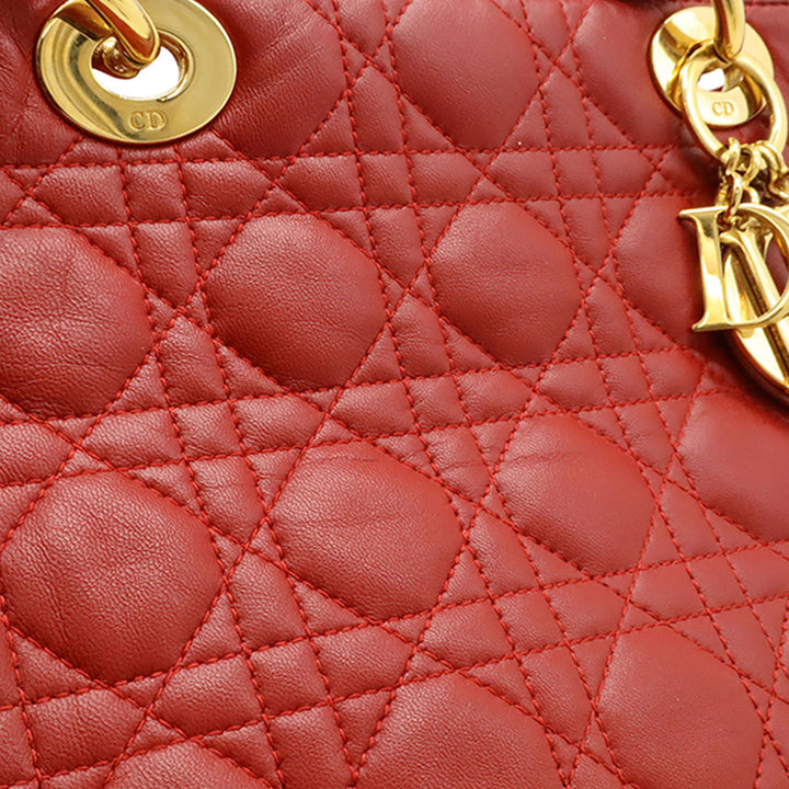 Dior Medium Cuir d’agneau Cannage Lady Dior