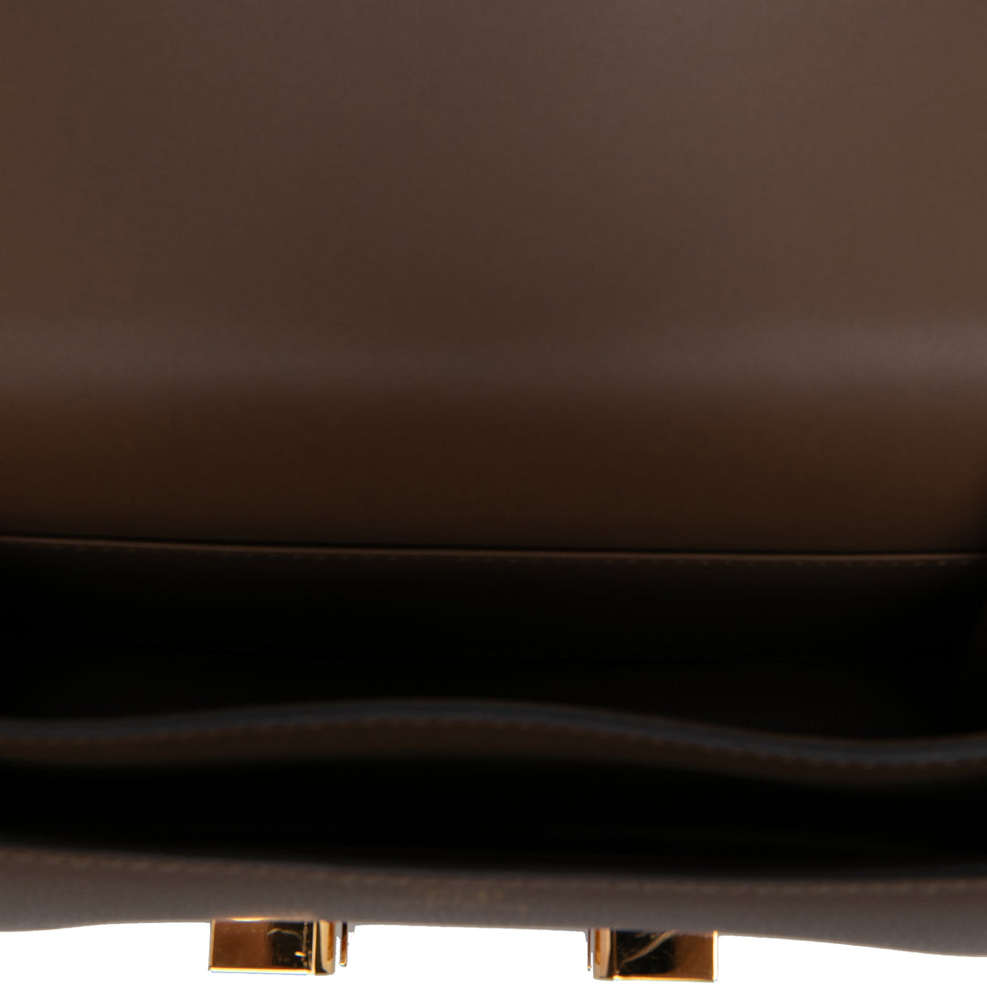 Hermès Chevre Mysore Constance 18 Mini Marron – vue 4 – GABY PARIS