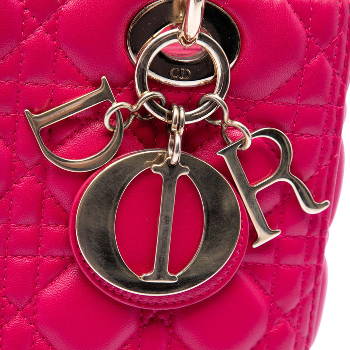 Dior Medium Cuir d’agneau Cannage Lady Dior