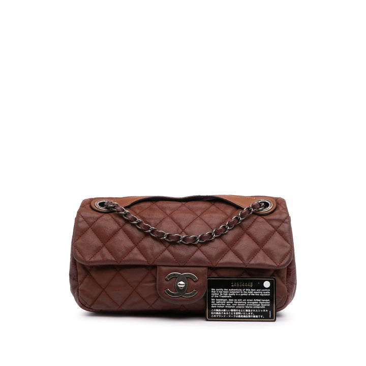 Medium Iridescent Calfskin In The Mix Flap Red - Gaby Paris