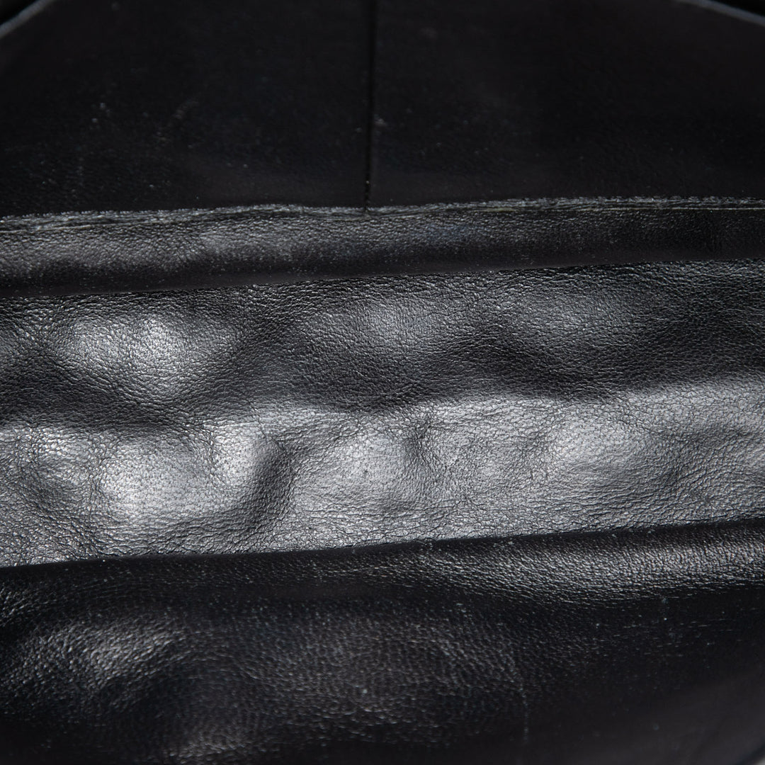 Chanel Classic Matelassé Double rabat Moyen Tweed Noir – vue 4 – GABY PARIS