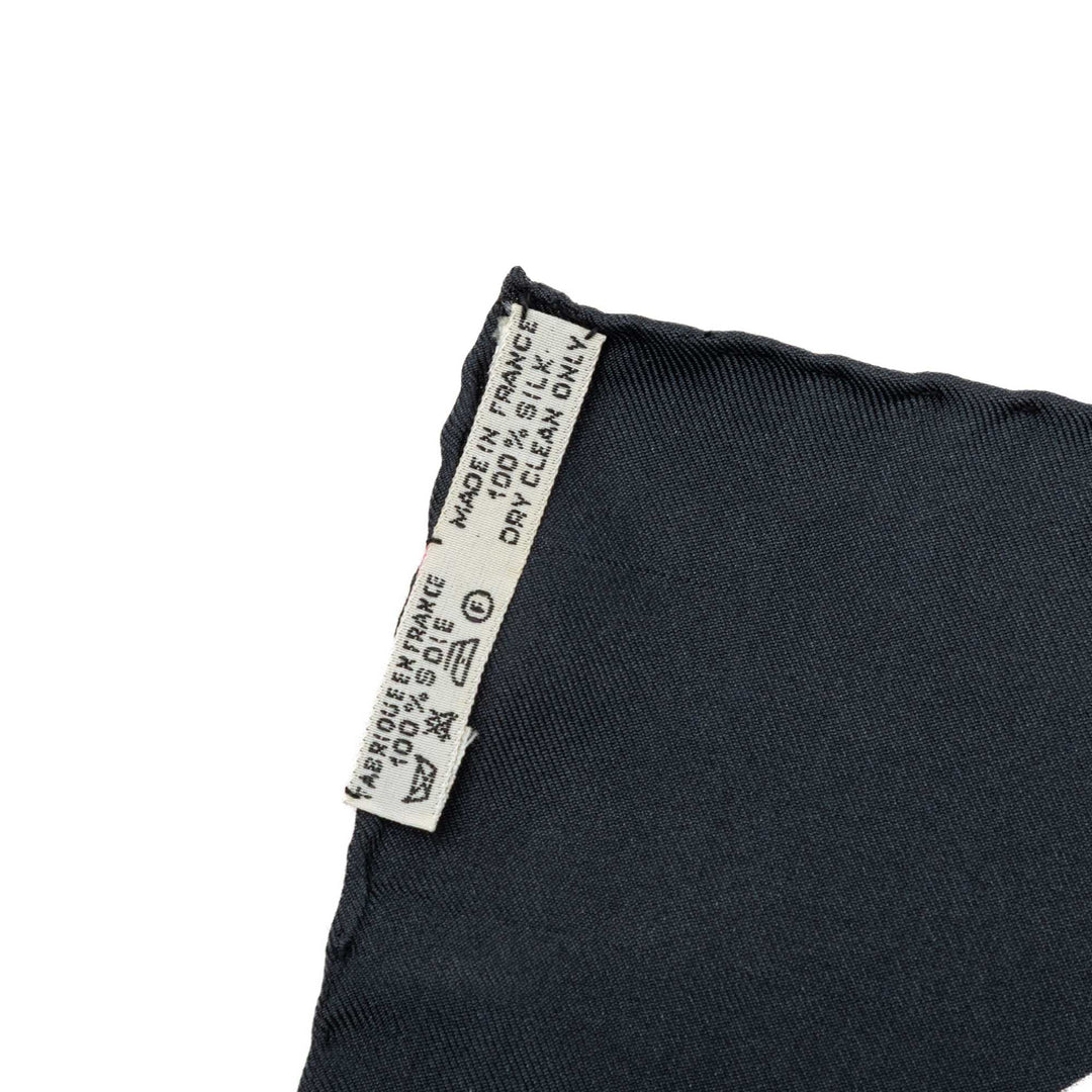 Hermès Qu Importe Le Flacon Foulard 90 Bleu – vue 7 – GABY PARIS