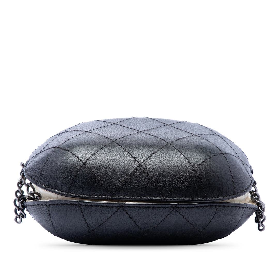 Chanel Small Bicolor Matelassé Cuir de veau Gabrielle Bucket Sac