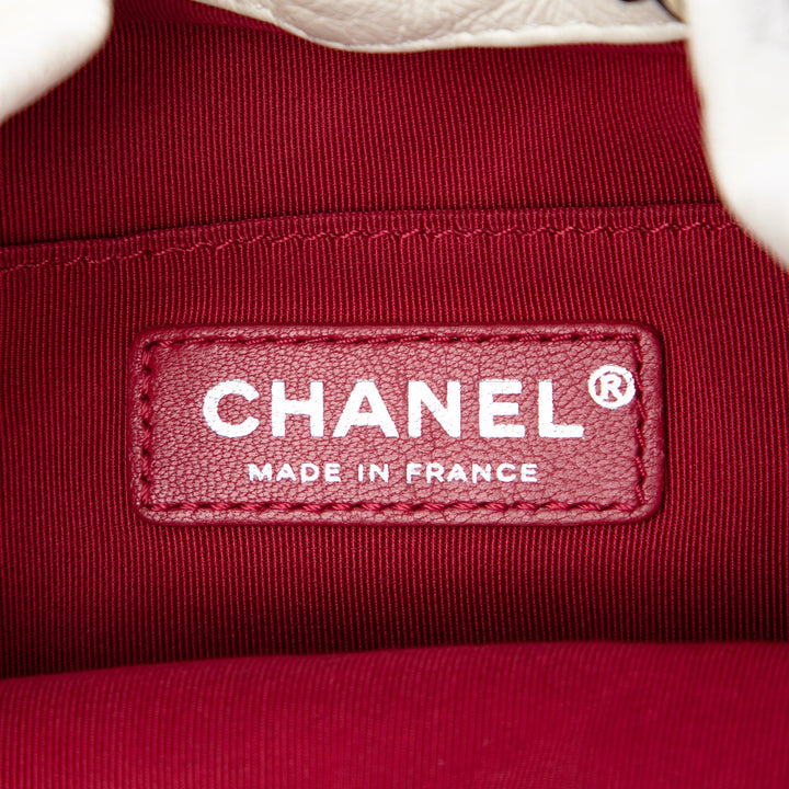 Chanel Small Bicolor Matelassé Cuir de veau Gabrielle Bucket Sac