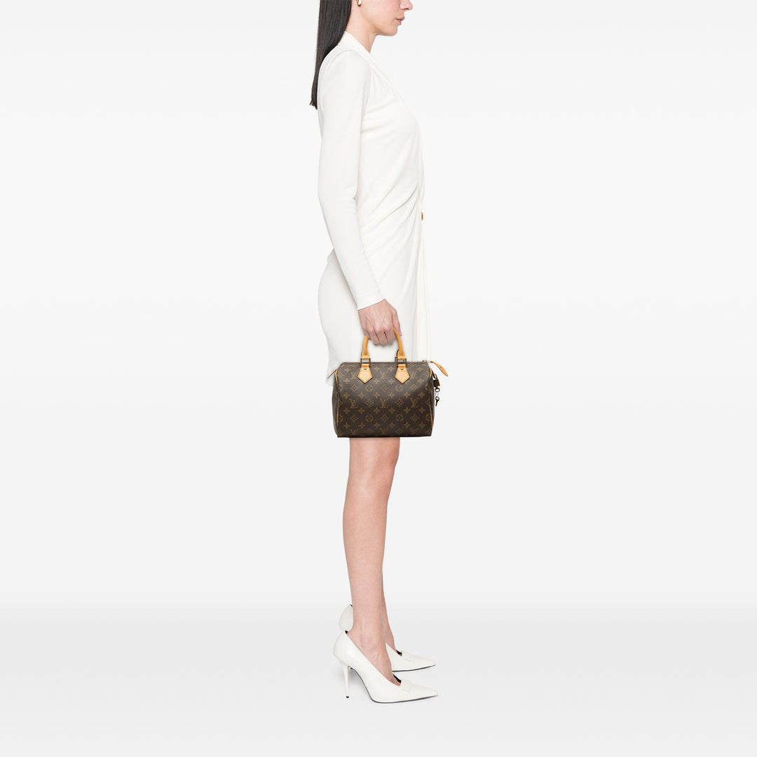 Louis Vuitton Speedy 25 Monogram Marron – vue 6 – GABY PARIS