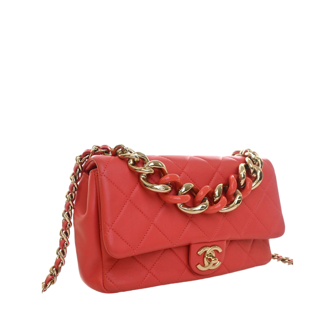 Chanel Elegant Chaîne Rabat simple Petit Cuir d'agneau Rouge – vue 10 – GABY PARIS