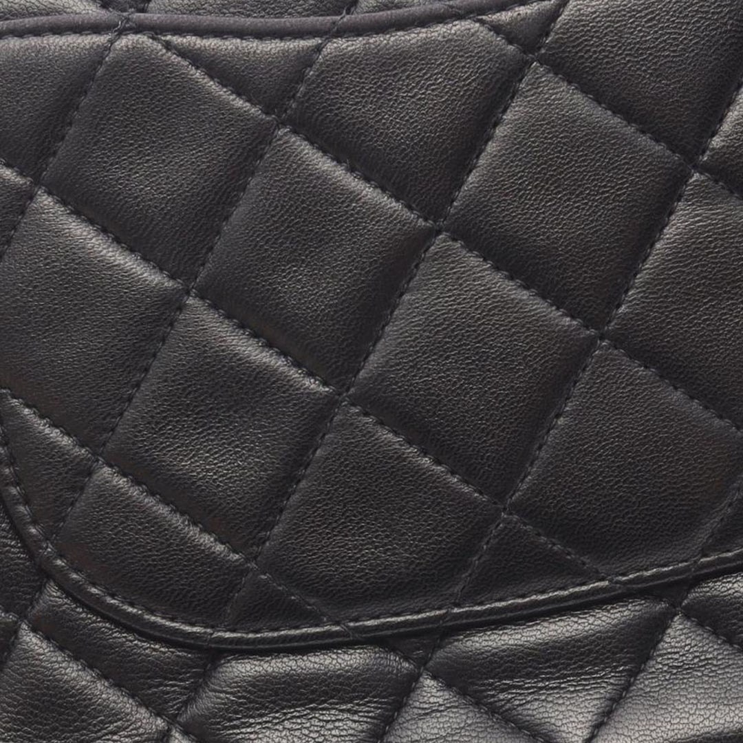 Chanel Medium Classic Cuir d’agneau Double rabat