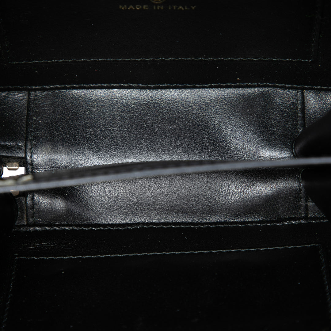 CC Filigree Vanity Pochette avec chaîne Cuir caviar Noir