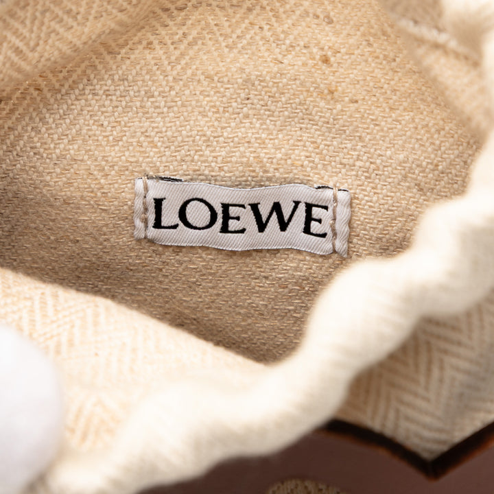 LOEWE Anagram Cuir Cut Out Pocket Sac porté croisé Marron