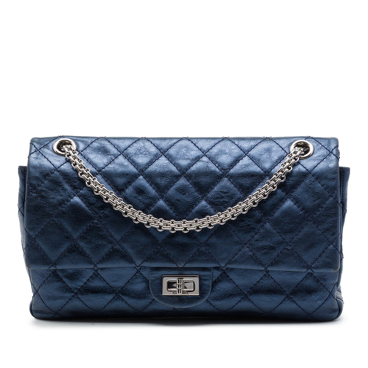 Chanel Sac porté épaule Matelassé vieilli Reissue 2.55 Double rabat 226 Cuir de veau Bleu – vue principale – GABY PARIS