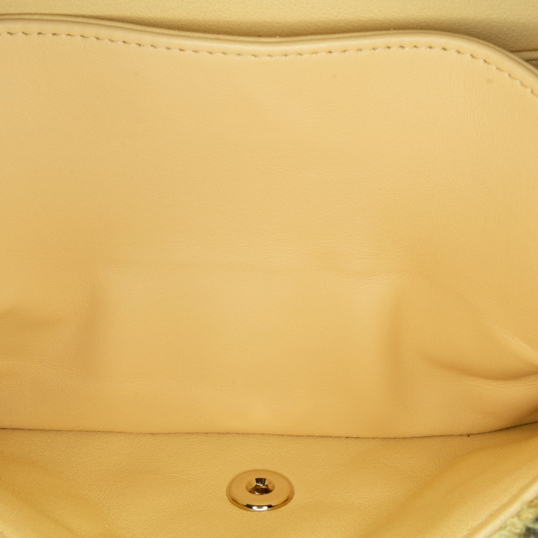 Chanel Medium Classic Fringed Tweed Double rabat Jaune – GABY PARIS Authentique