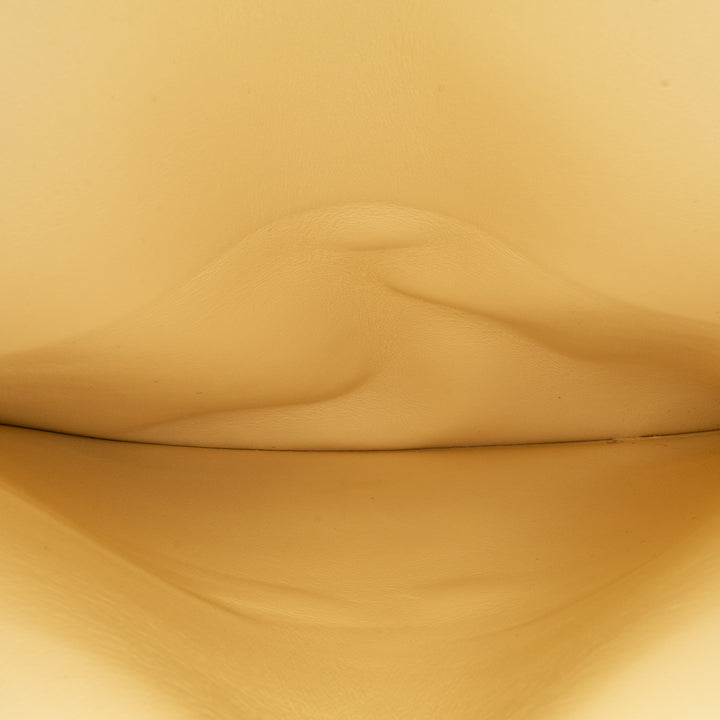 Chanel Medium Classic Fringed Tweed Double rabat Jaune – GABY PARIS Authentique