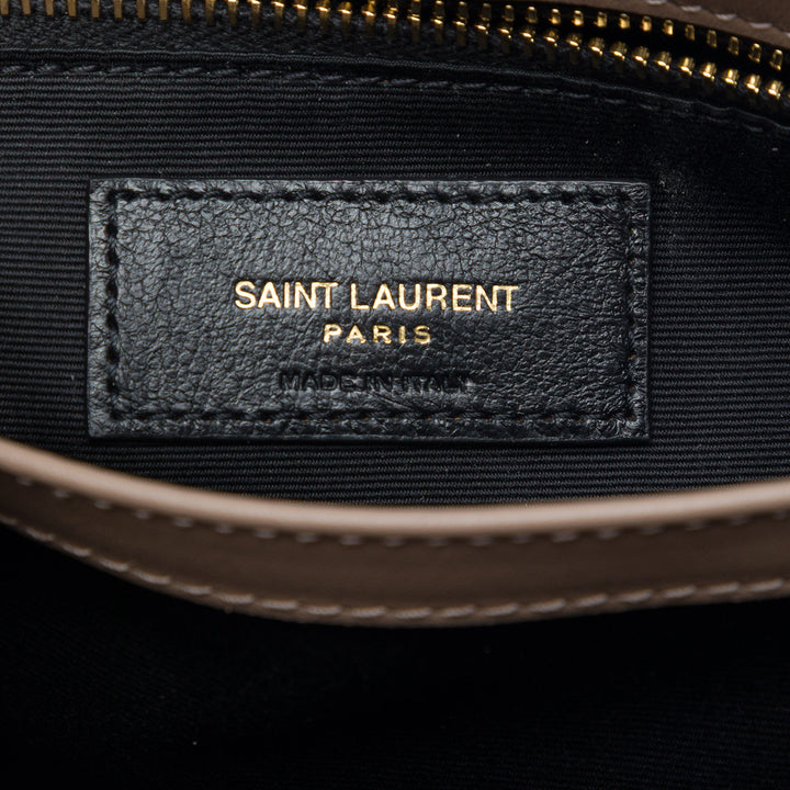 Saint Laurent Toy Matelasse Daim Monogram LouLou Sac porté croisé
